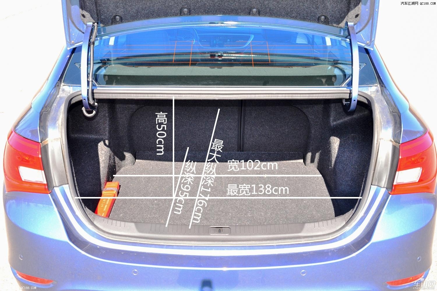 满足日常需求没有问题,并且后排座椅还可按比例放倒,最大扩展深度为