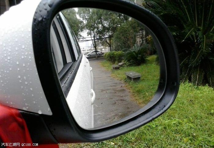 右后视镜