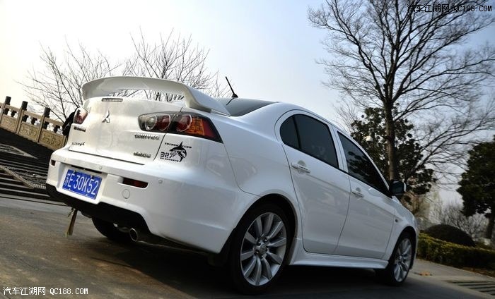 坚持自己的选择 分享三菱翼神2.0l写真