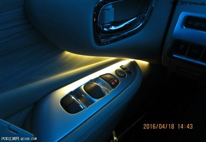 氛围灯真的感觉很温馨