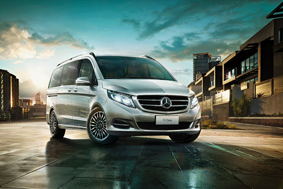 福建奔驰新总裁郭鹏凯携新v级亮相车展