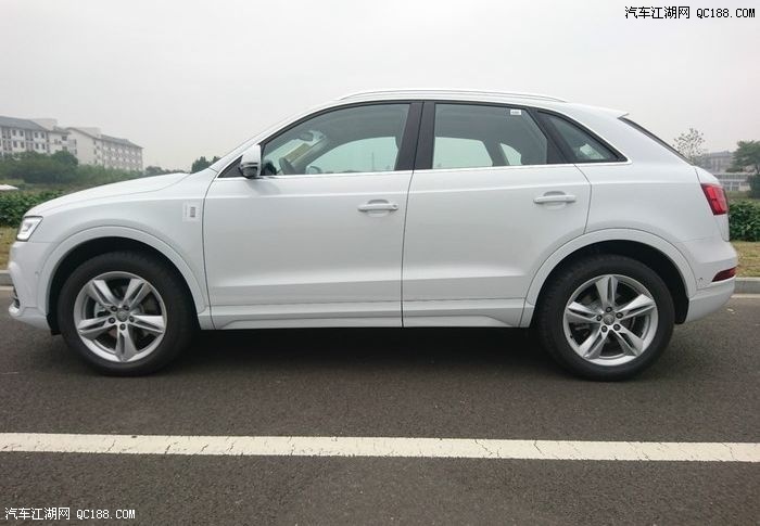 人生第一辆车 胖三奥迪q3 30 tfsi提车