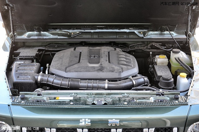 3t涡轮增压发动机,最大功率184kw(250ps)/5300rpm,最大扭矩350nm/1900