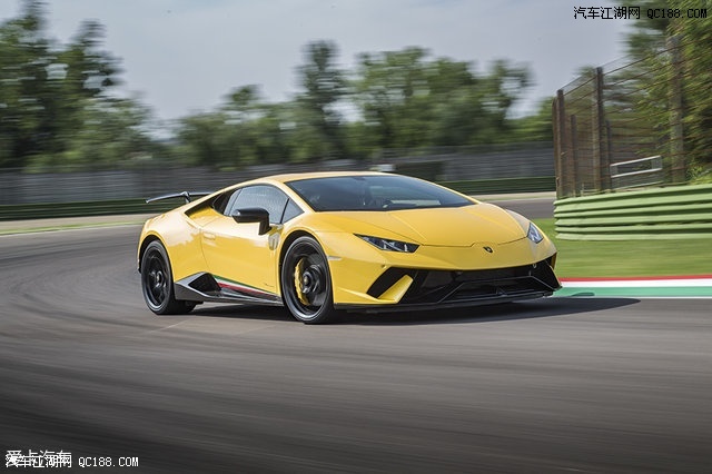 全球首試蘭博基尼huracan performante