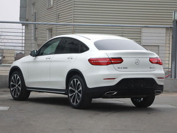 越野性十足 全新奔驰glc轿跑suv评测