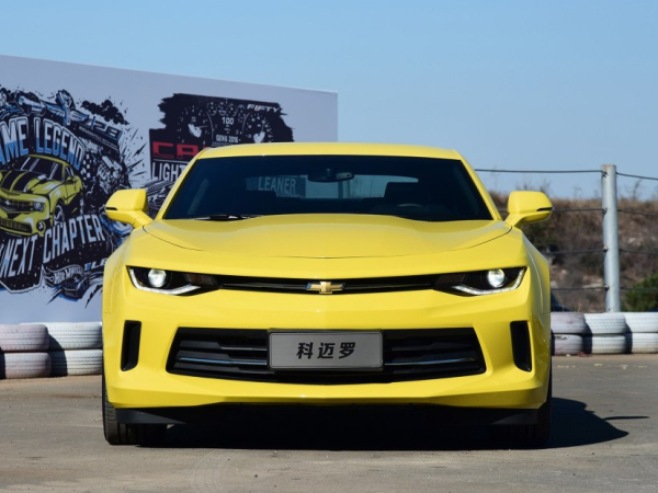 5.9秒"破百" 雪佛兰全新科迈罗rs试驾