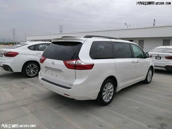 2017款豐田塞納四驅3.5l商務車現車測評