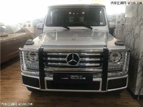 17款奔馳g500 4.0t v8汽油7速自動版報價