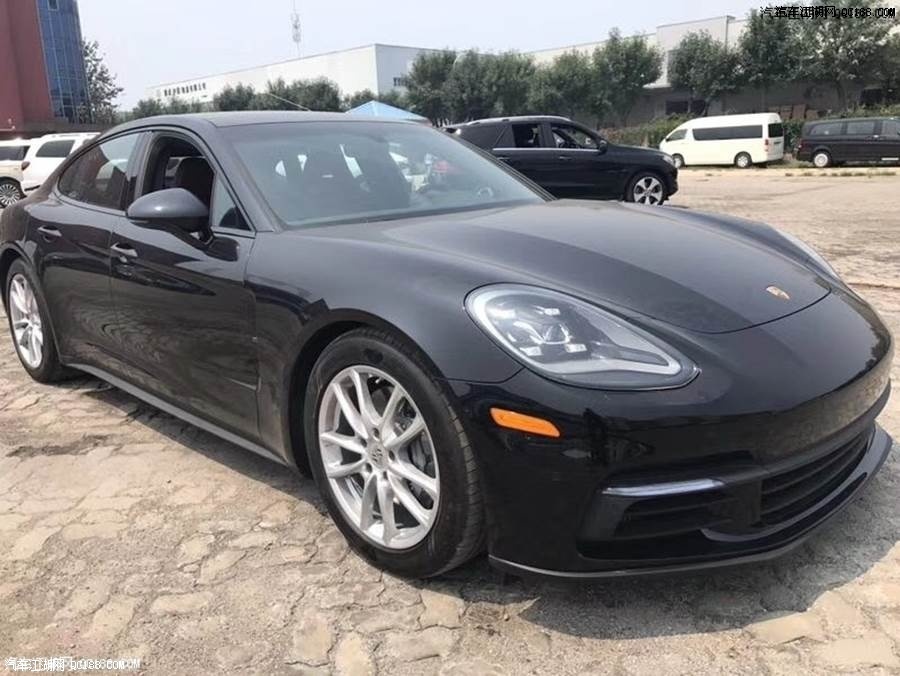 保时捷帕纳梅拉2.9t 4s版现车到店实拍