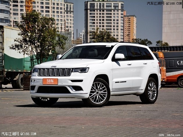 脱颖而出实拍jeep大切诺基高性能四驱