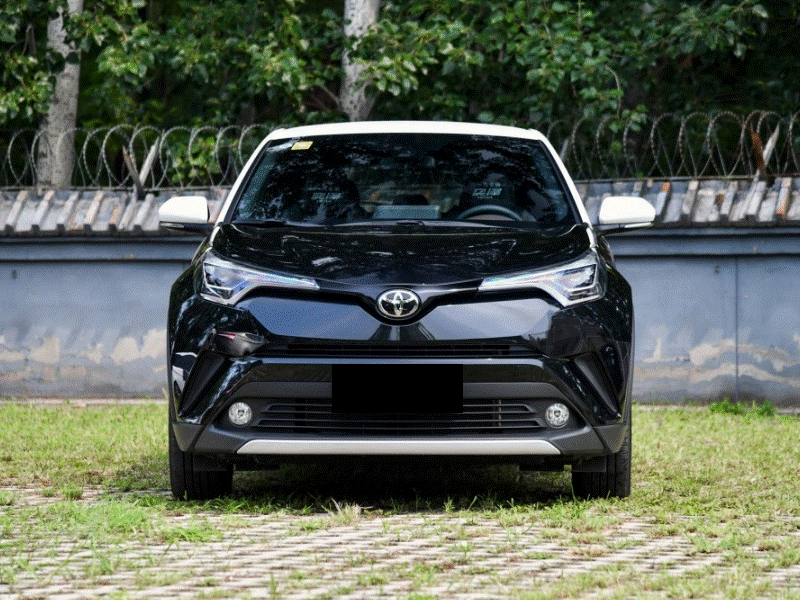 第一次看见奕泽izoa估计很难将其跟家用suv联想到一块,感觉它就是款