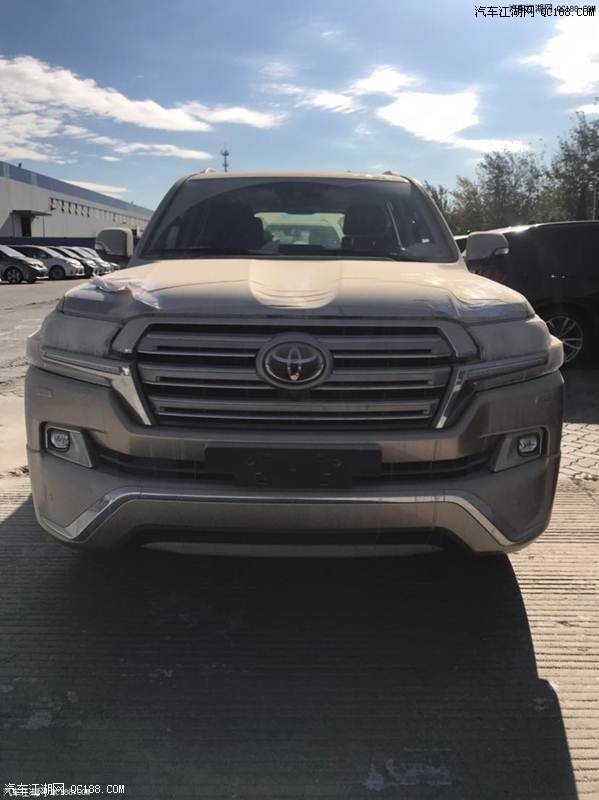 18款中东版丰田酷路泽5700现车性能体验_汽车江湖