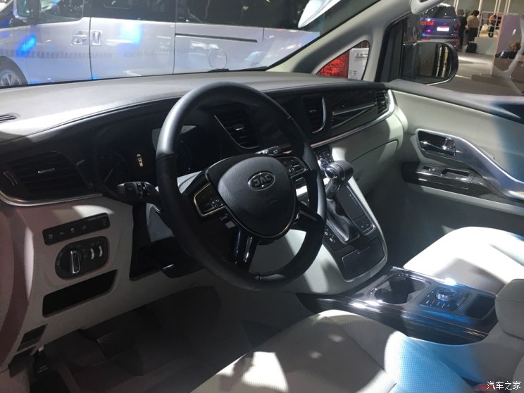 2018广州车展江淮新款瑞风m6正式发布