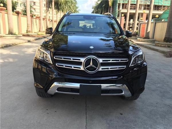 豪华轿跑18款进口加版奔驰gls450实拍