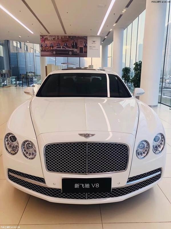 19款宾利飞驰欧规版 白色轿跑现车实拍