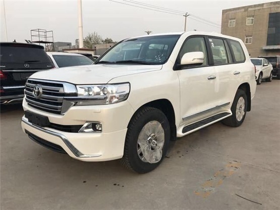 19款丰田陆巡5700gxrv8中东版现车价格