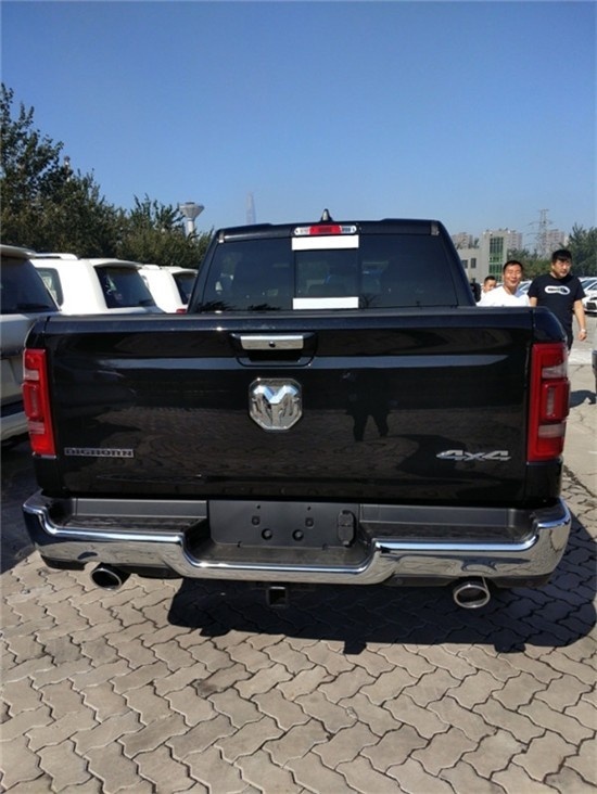 19款平行进口车道奇公羊大牛角配置解读