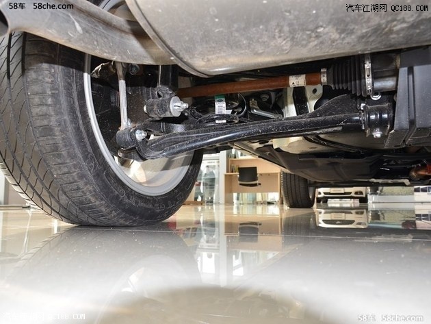 另外三个排量的发动机动力表现也都不错,6at的变速箱与三个排量的