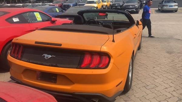 19款平行进口福特野马四座敞篷小跑报价