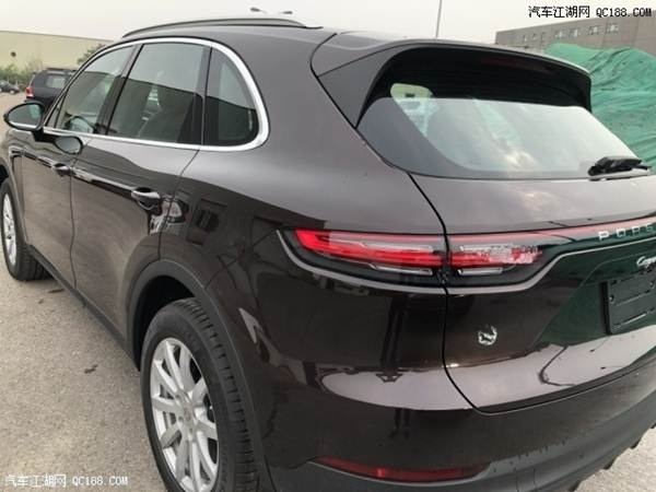 {賭波}(保时捷30万一50万车型图片) {賭波}(保时捷30万一50万车型图片)