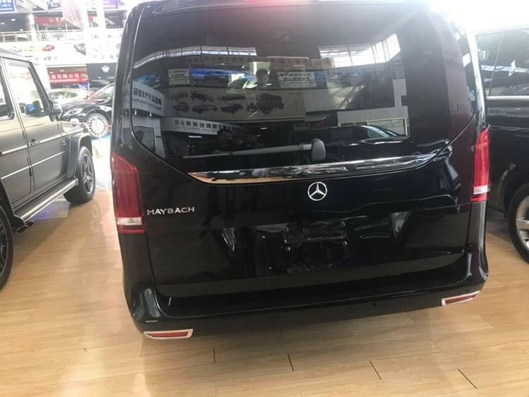 平行进口19款墨版迈巴赫v250最新体验