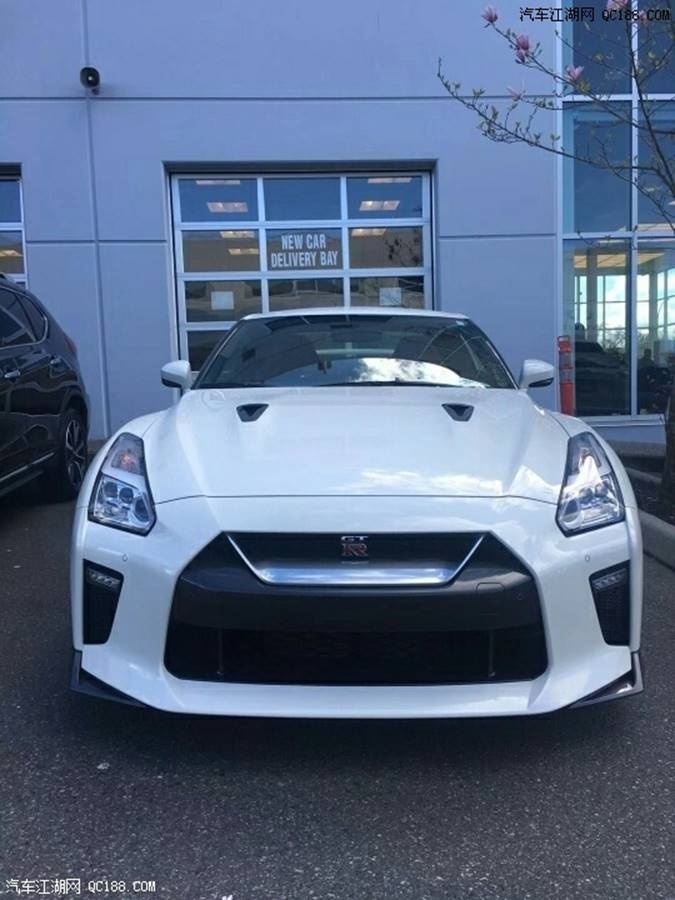 2019款东瀛战神日产gtr越野性能评测