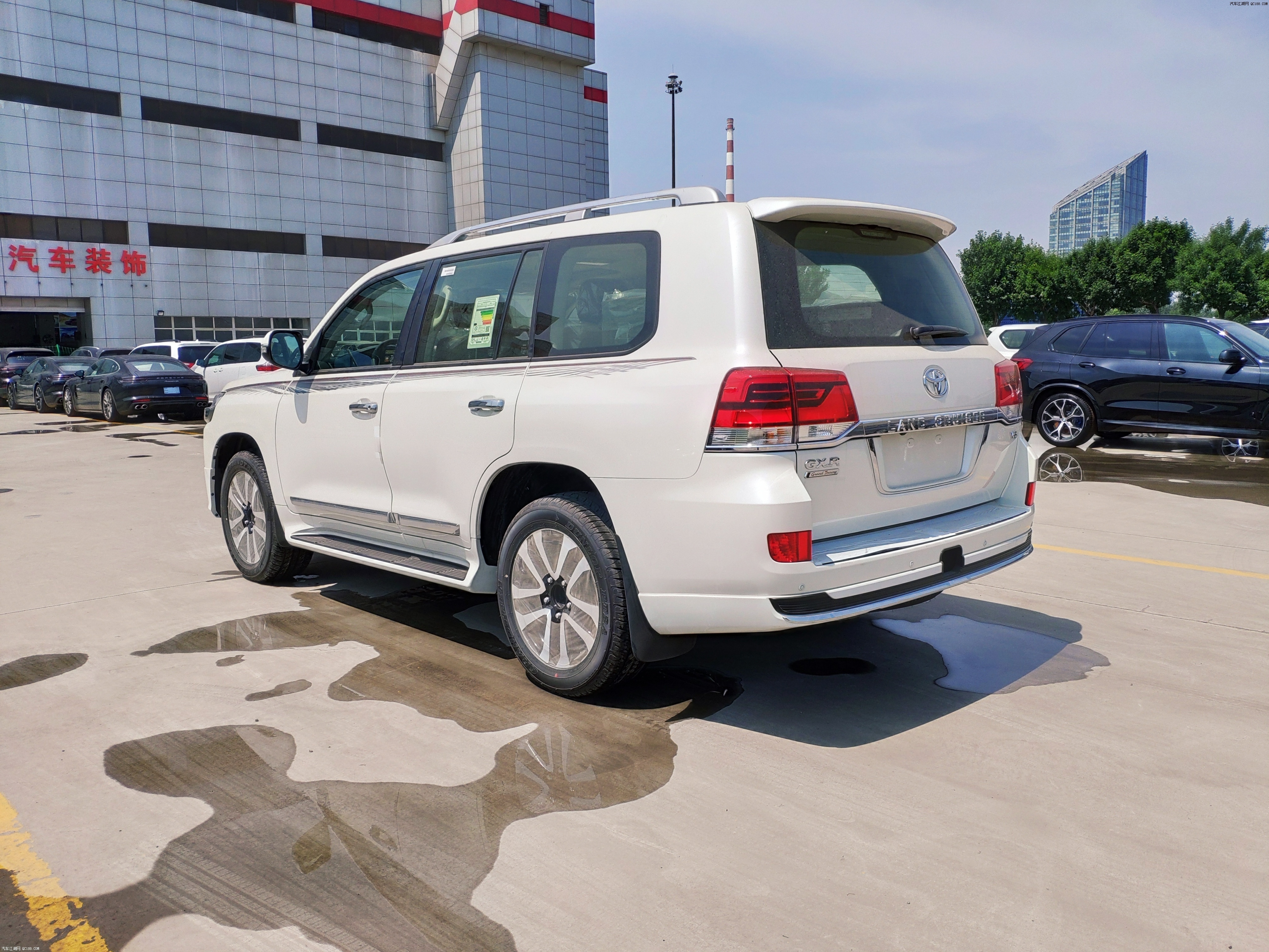 19款丰田陆地巡洋舰4000越野车体验报价