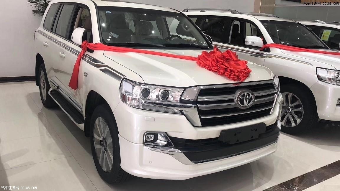 19款丰田陆巡5700vxs顶配57l现车解析