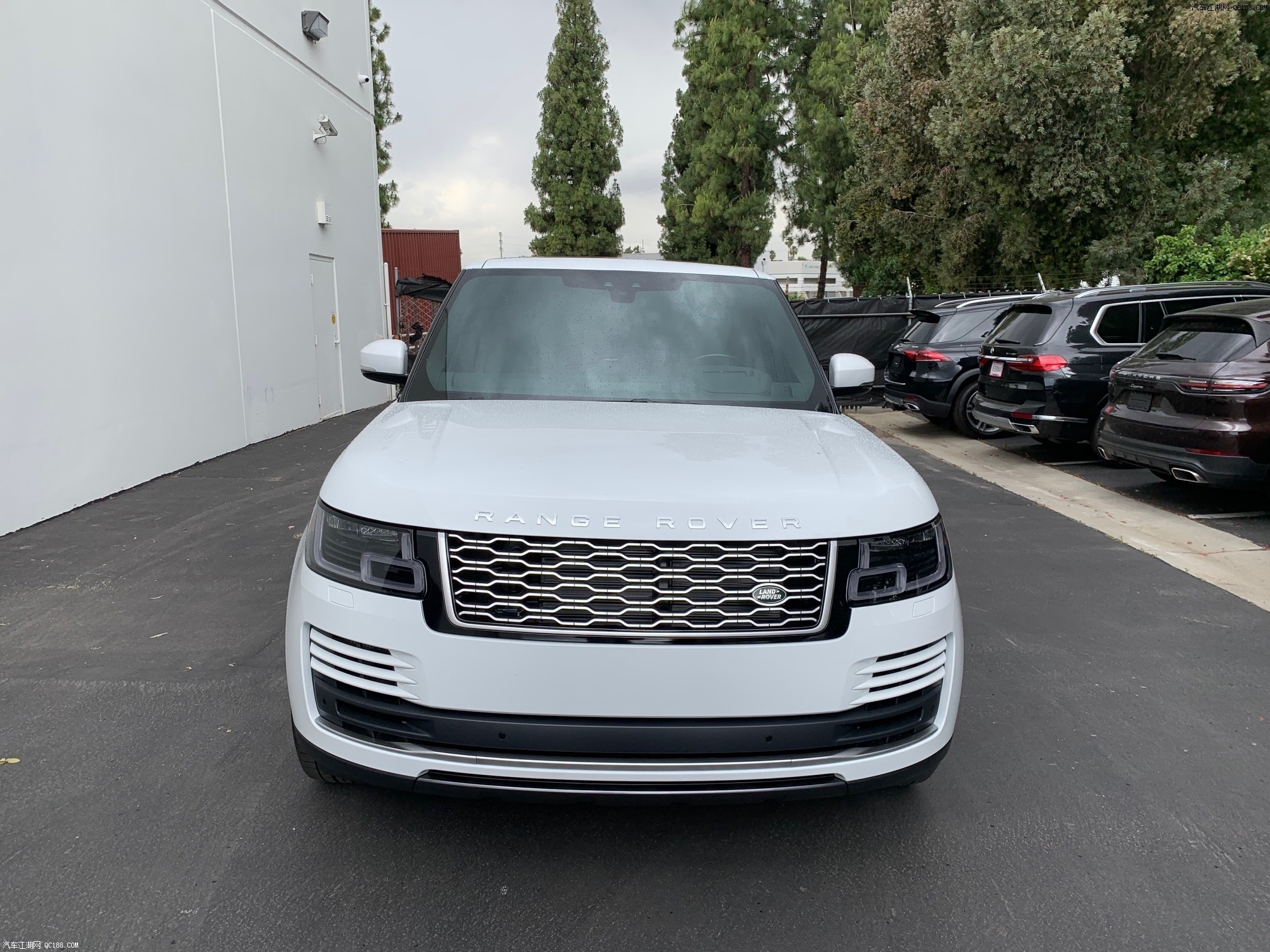 2019款美规路虎揽胜行政版白色现车解析