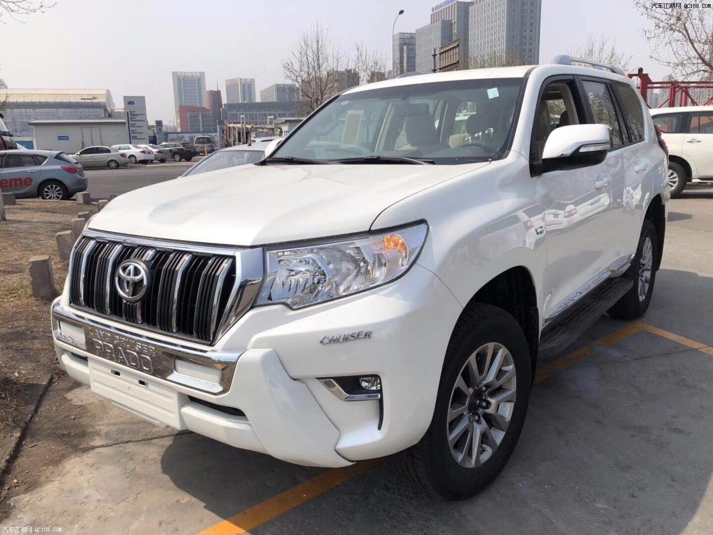 19款丰田霸道4000实拍感受v6强劲动力