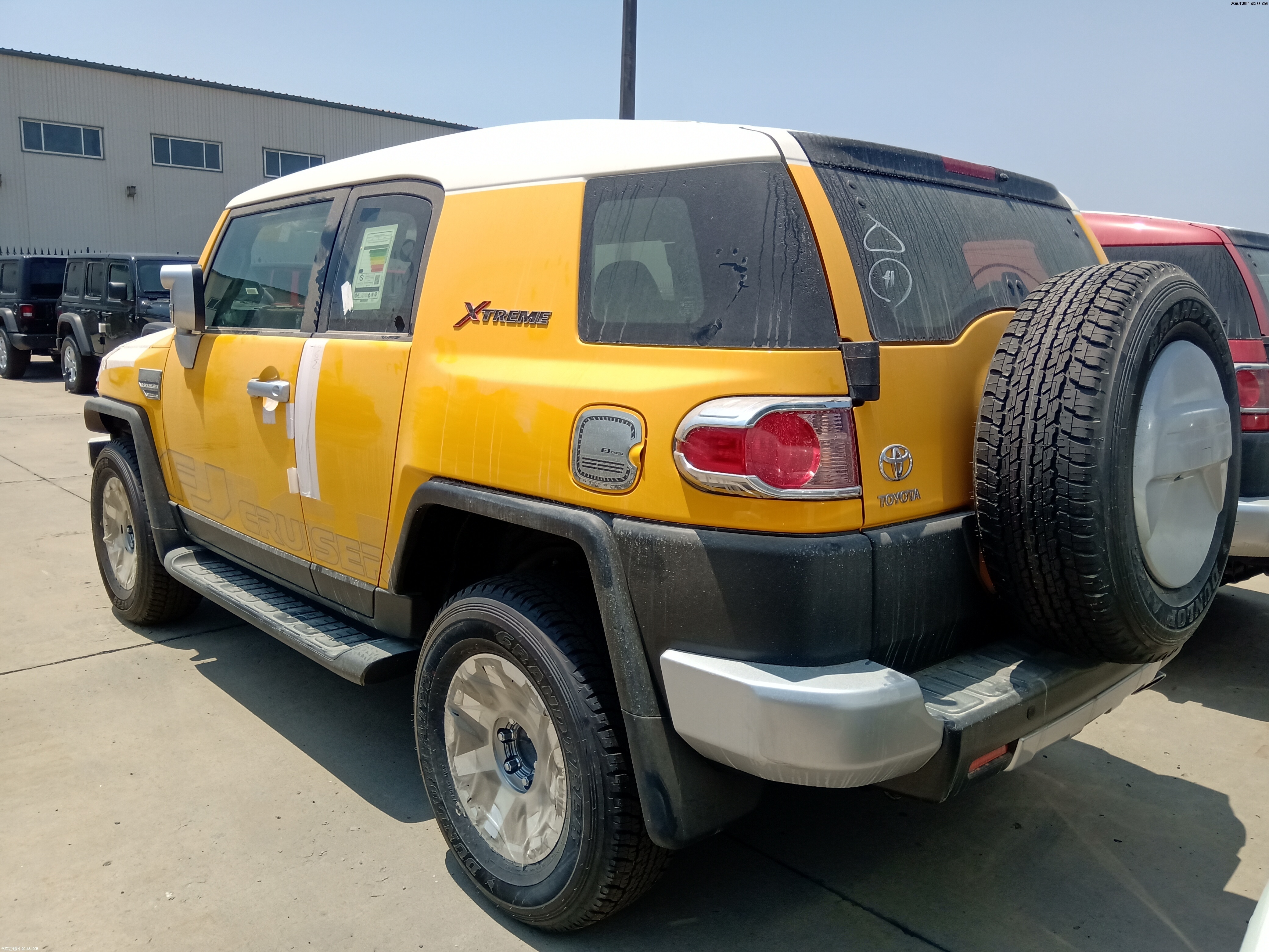 2019款丰田fj酷路泽顶配中东版现车价格