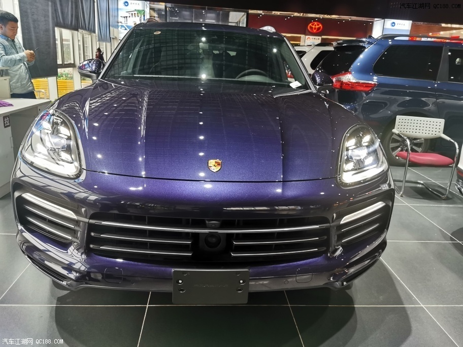 19款保时捷卡宴紫石色加版现车实拍评测