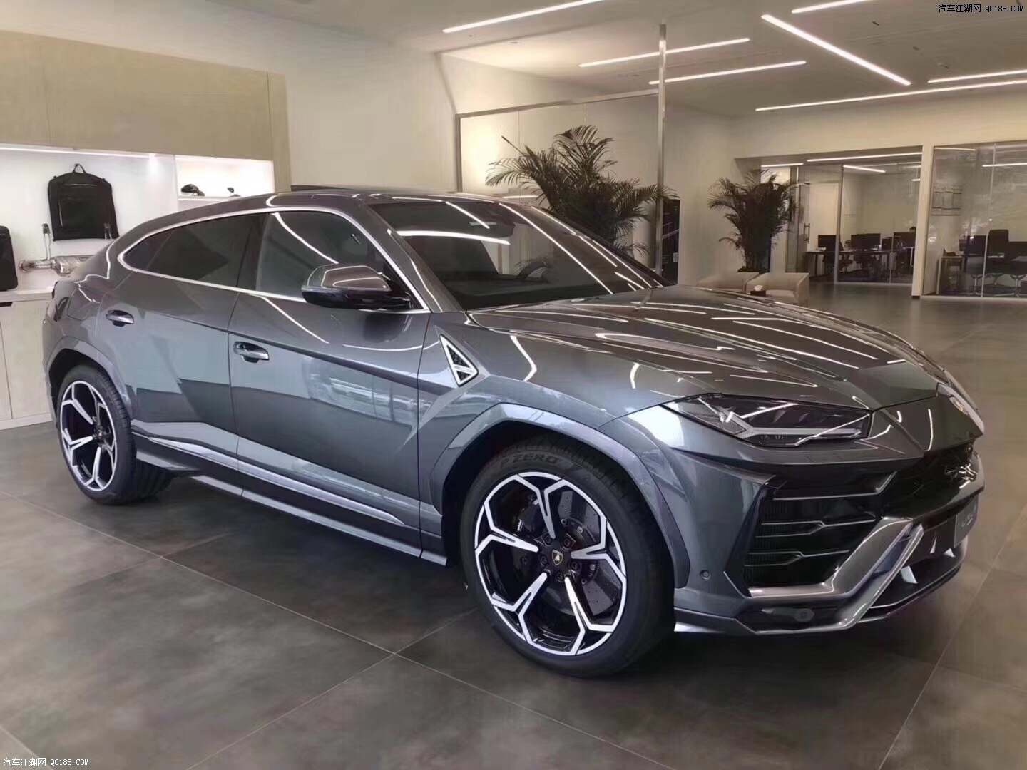 2019款蘭博基尼urus野牛suv 實拍感受