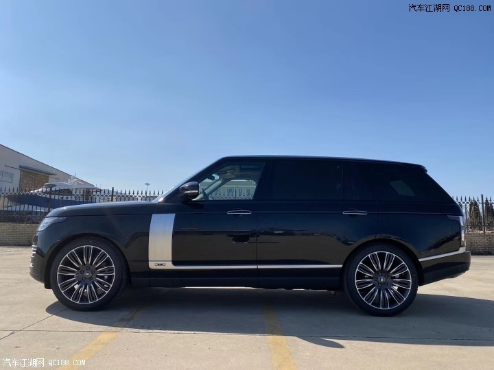 2020款平行进口路虎揽胜行政版30实拍