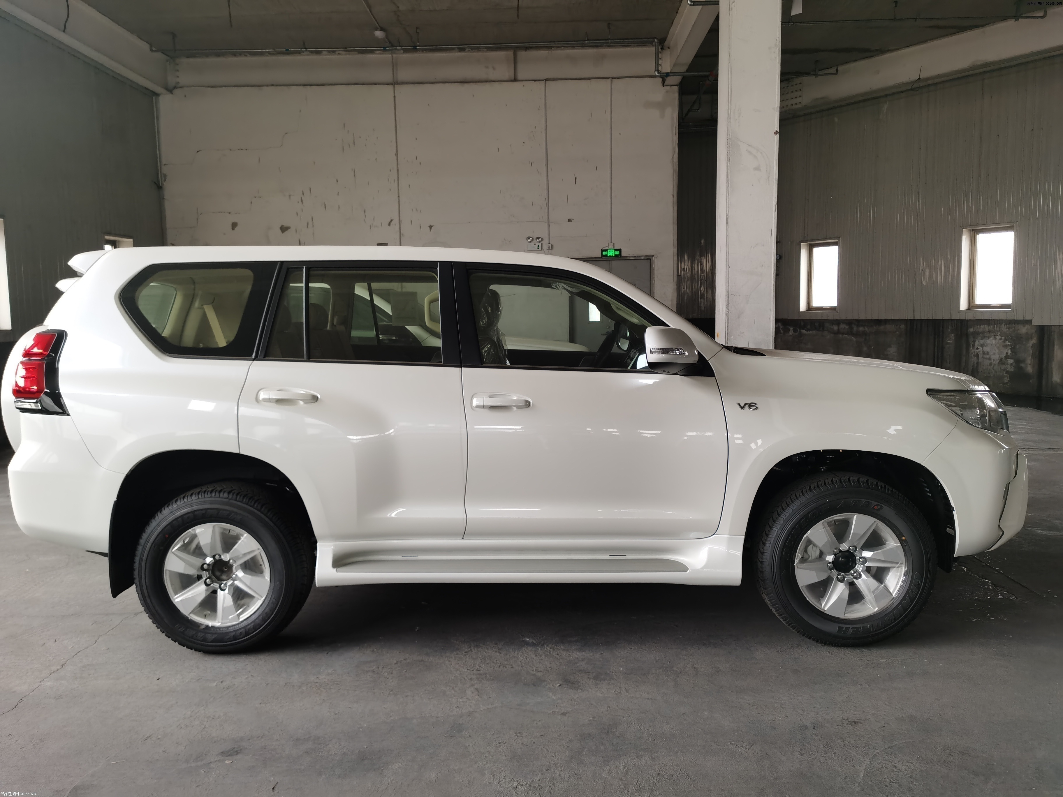 平行进口20款中东版丰田霸道4000解析