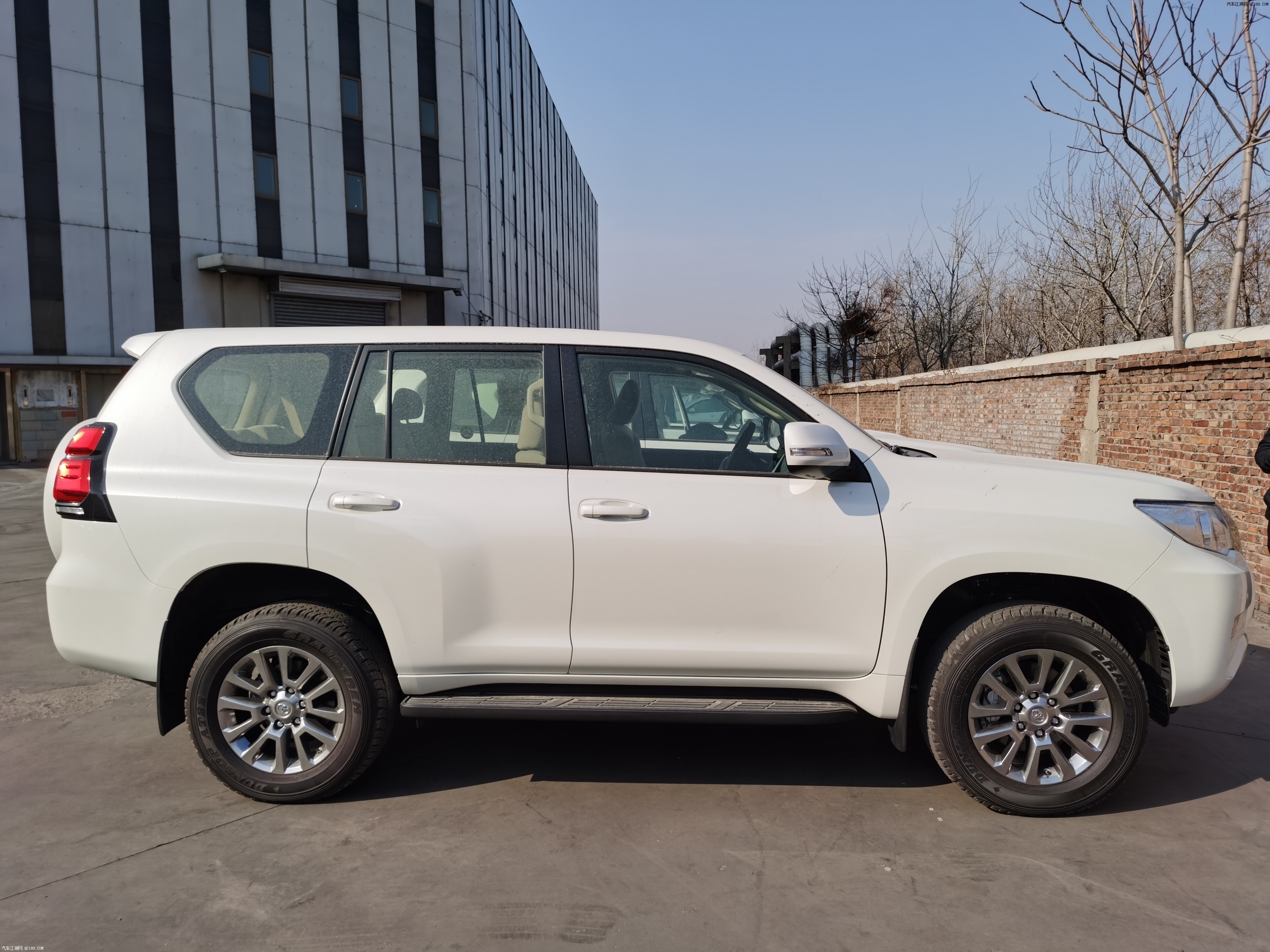 2019款丰田普拉多4000vx后挂中东版报价