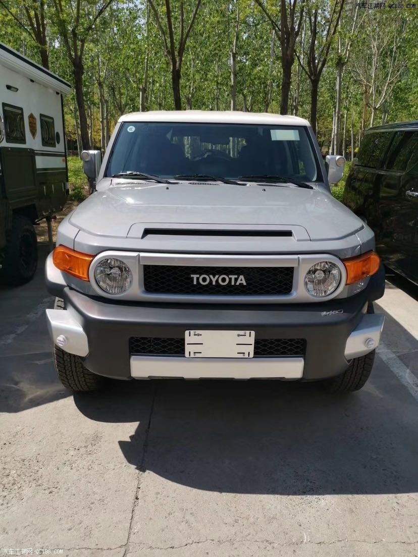 原装进口中东版fj酷路泽 顶级越野解读