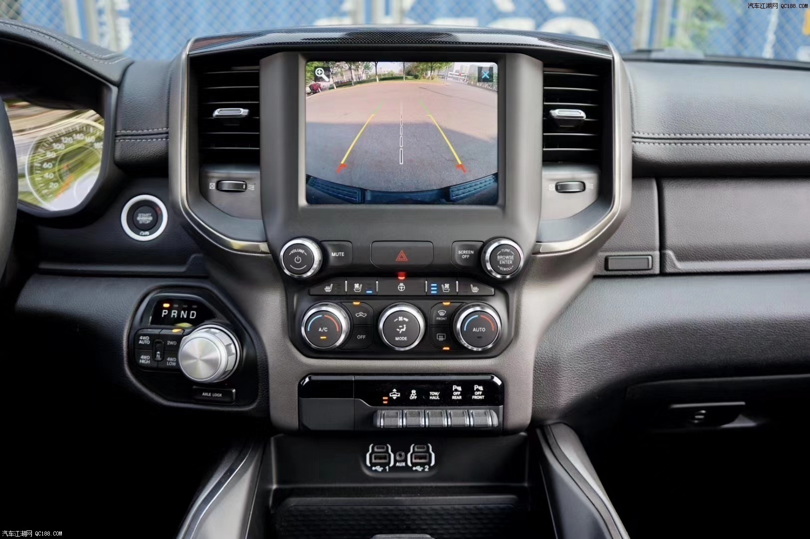 2020款进口道奇公羊1500运动版现车到店