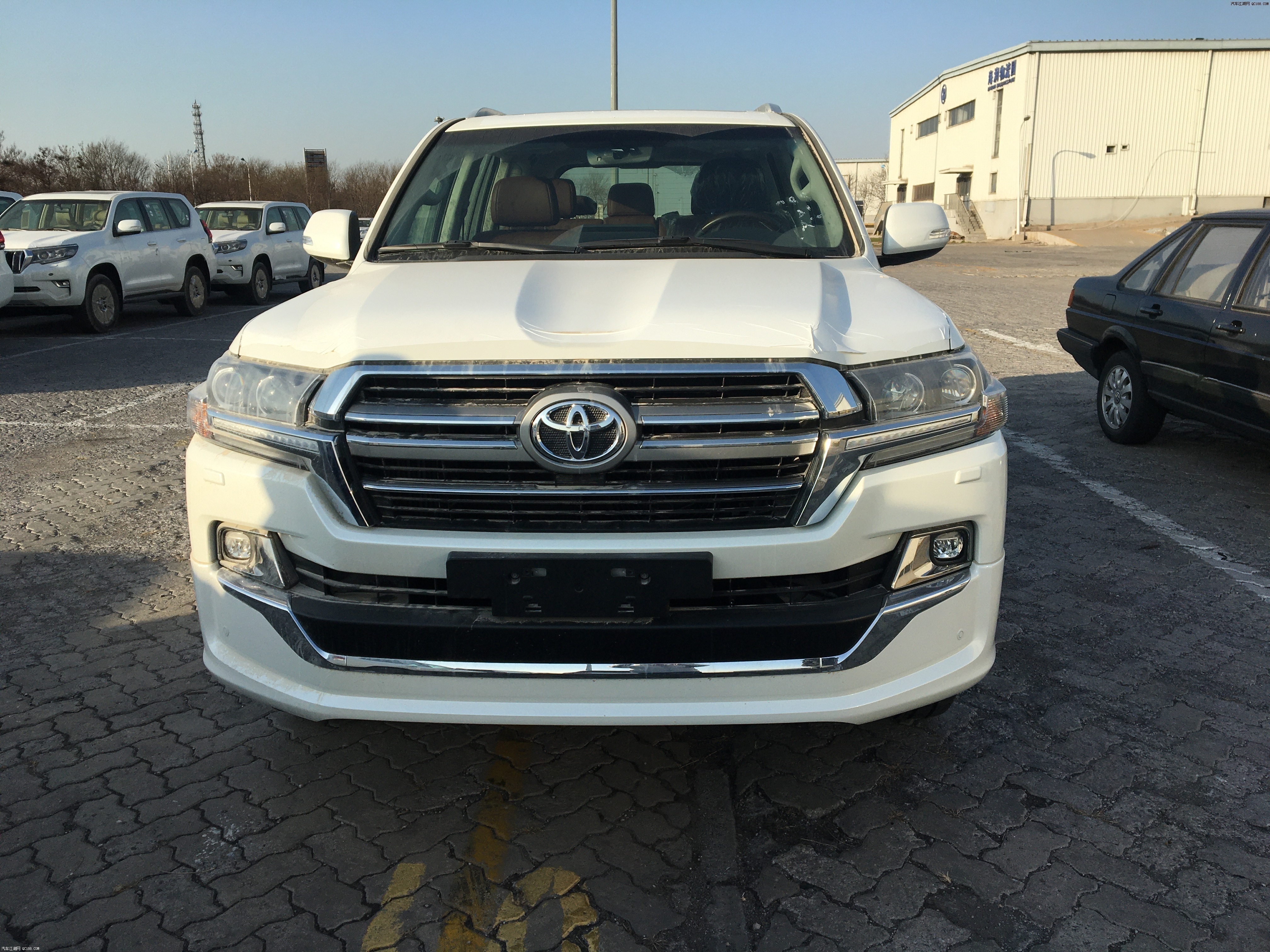 2020款丰田中东版酷路泽4000参数解读