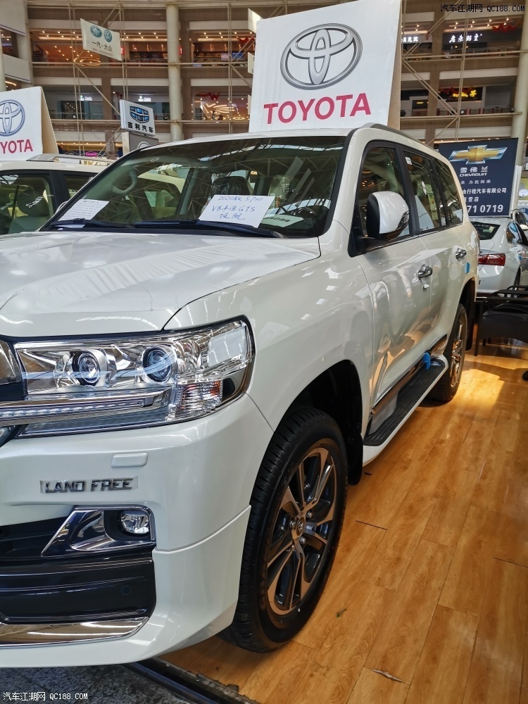 2020款丰田酷路泽5700vxr顶配详细解析