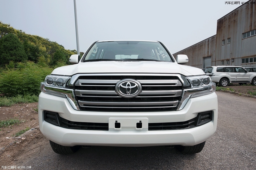 2020款丰田兰德酷路泽4500安全性能评测