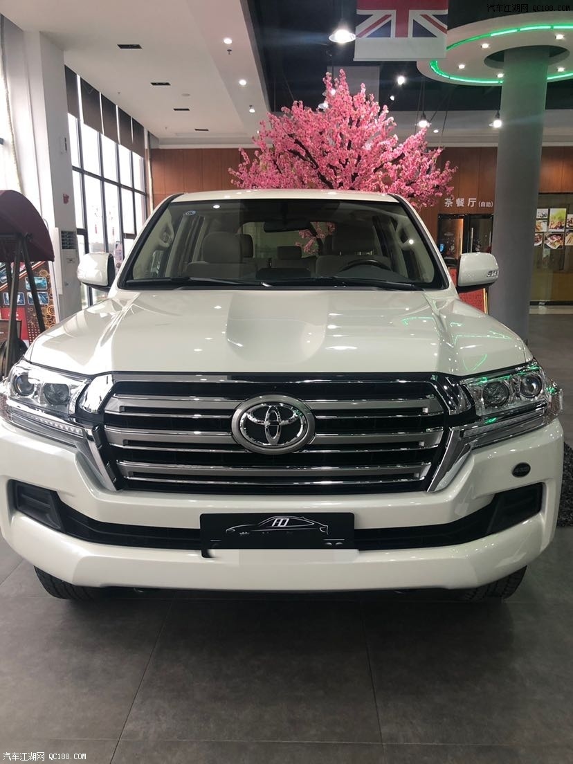 2020款丰田酷路泽4000丐版最新价格优惠