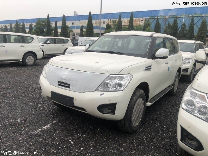 原装进口日产途乐y62中东版详细配置体验