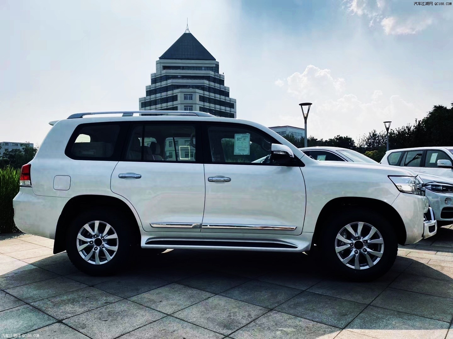 2020款中东版兰德酷路泽4000行情解读