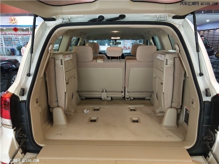 20款中东版丰田兰德酷路泽4000性价解析_汽车江湖