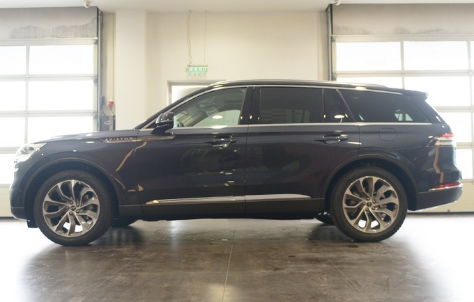 林肯国产大七座suv飞行家正式开启预售