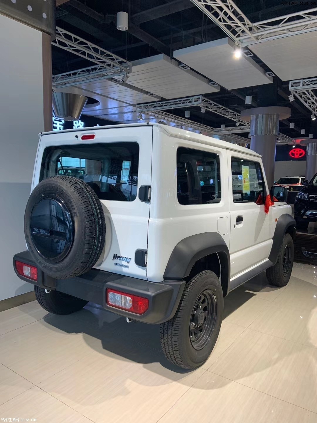 原装进口19款中东版铃木吉姆尼现车报价