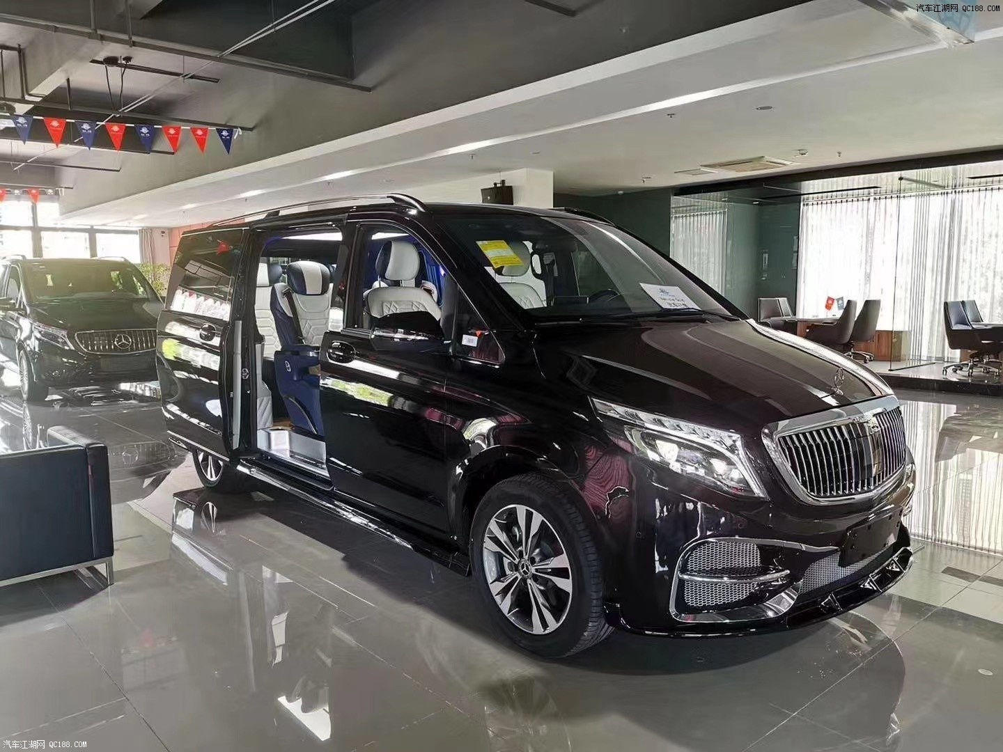 进口奔驰v250l商务车改装电动天窗现车