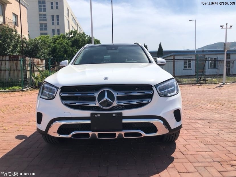 20款墨版奔驰glc300 5门5座suv现车报价
