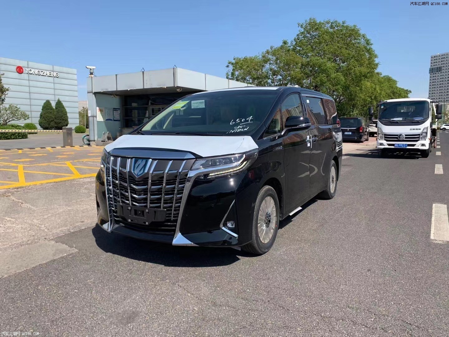 2020款丰田中规埃尔法25配置动力解读